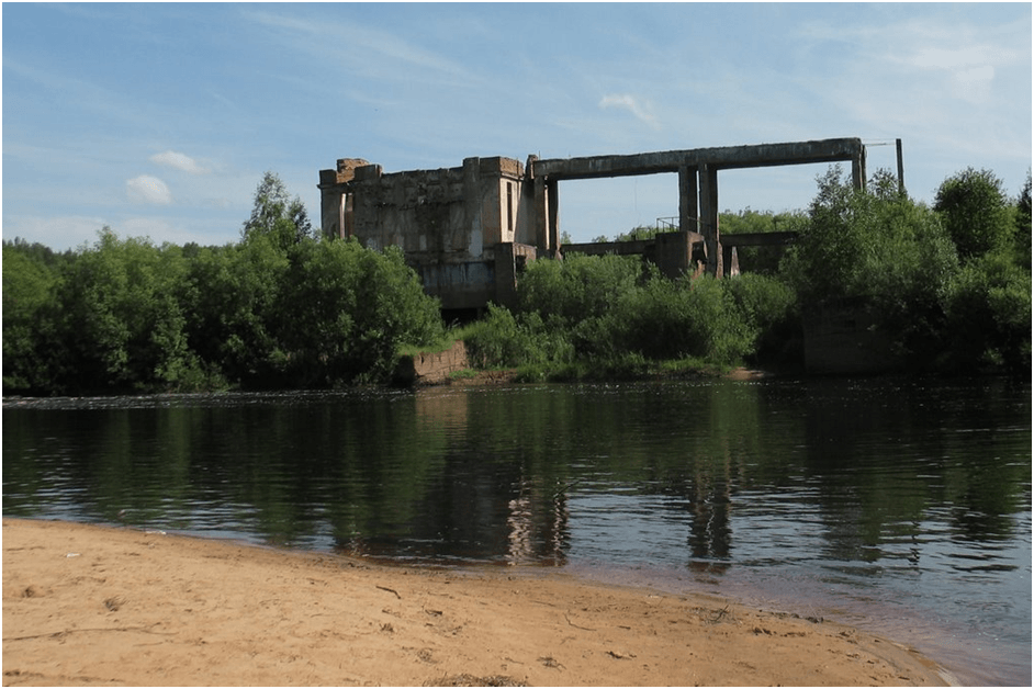 Шульбинская ГЭС на реке Иртыш (Казахстан)